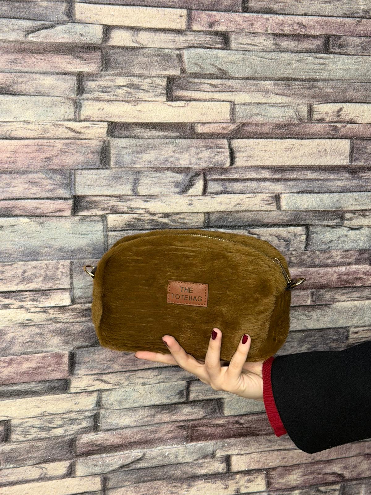 Kahve Peluş Omuz Çantası (Ürün No:80)