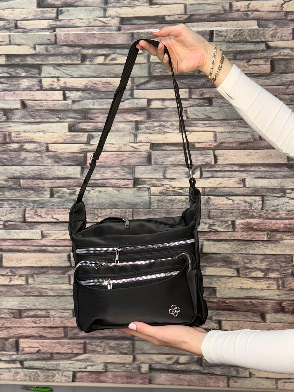 Siyah Çok Gözlü Omuz Çantası (Ürün No:151)